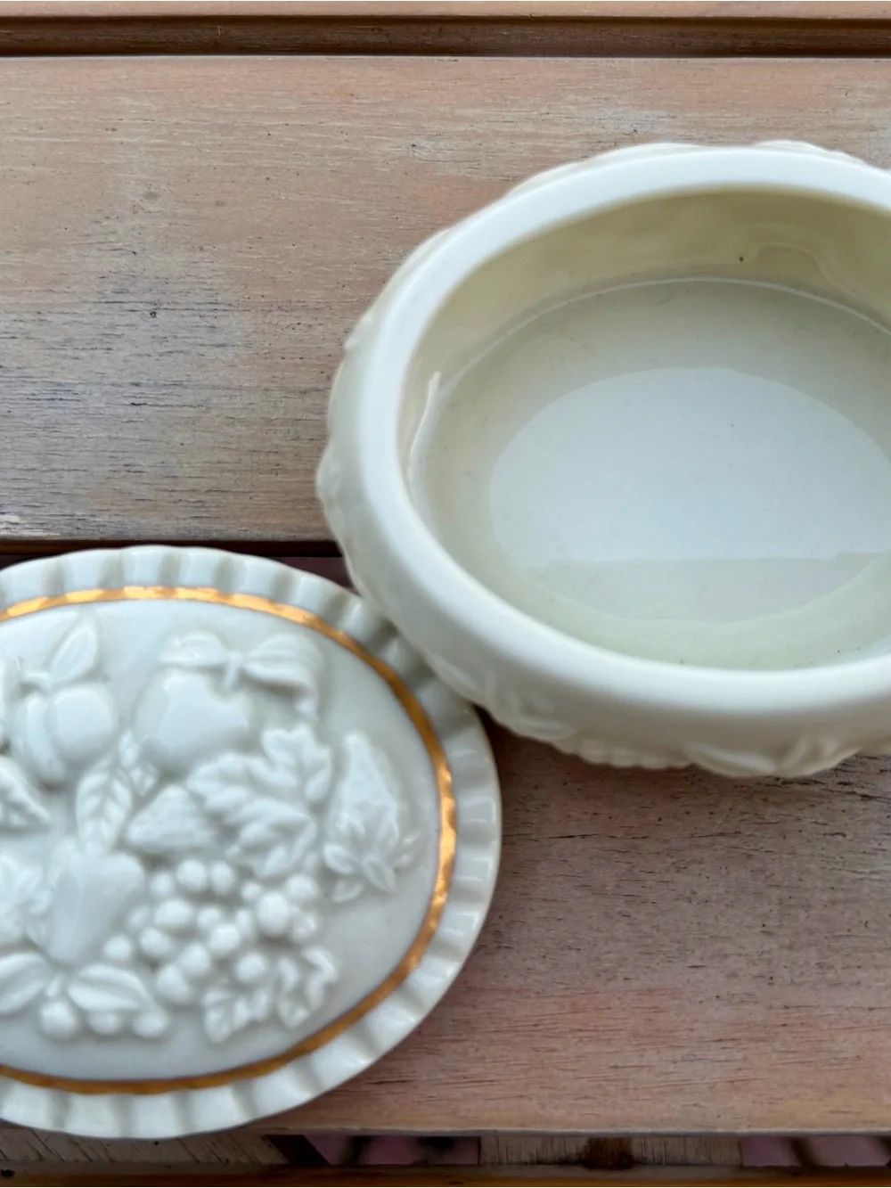 Lenox Cream Glazed Ceramic Jewelry Trinket Box with Fruit Relief Motif